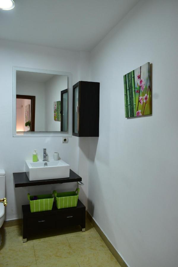 Apartamento Duenas Севілья Екстер'єр фото